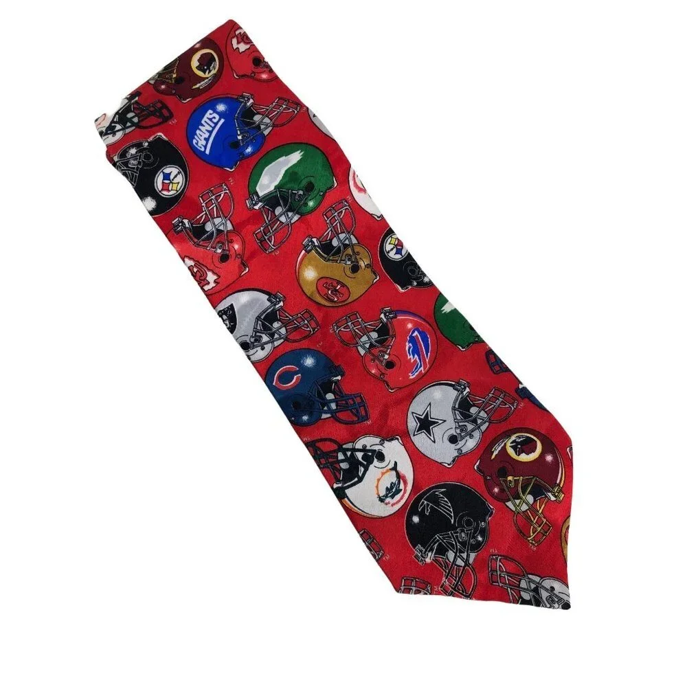 NFL Football Team Logo‎ Red  w/Helmet Novelty Men's Tie Vintage